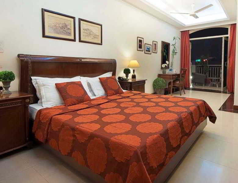 Ajanta - Free Airport Pick Up Service Hotel 3*